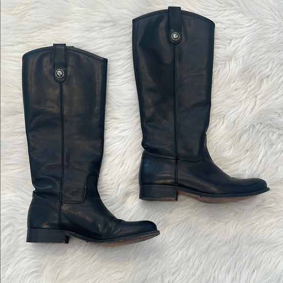 Frye Shoes - Frye MELISSA BUTTON 2 size 6.5